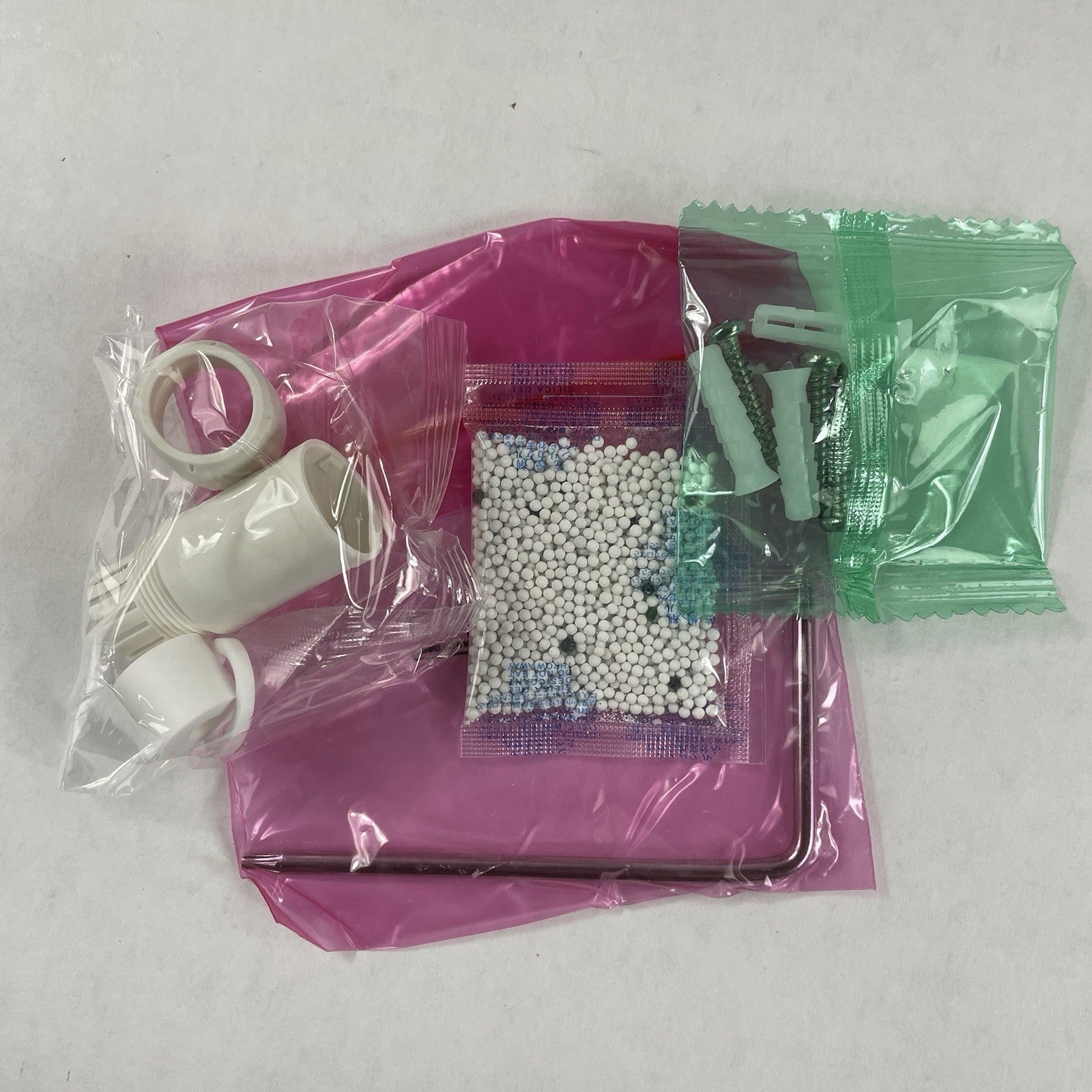 CMIP1042W-28MA IP 4MP 2.8mm Fixed Lens Built-in Mic Turret Camera White Untested