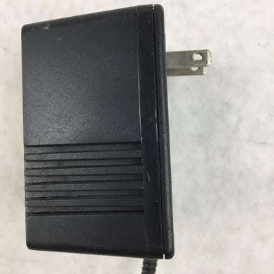 Tamura 820A4470 AC-DC Power Supply IN 120V 60Hz 20W OUT 12V 700mA