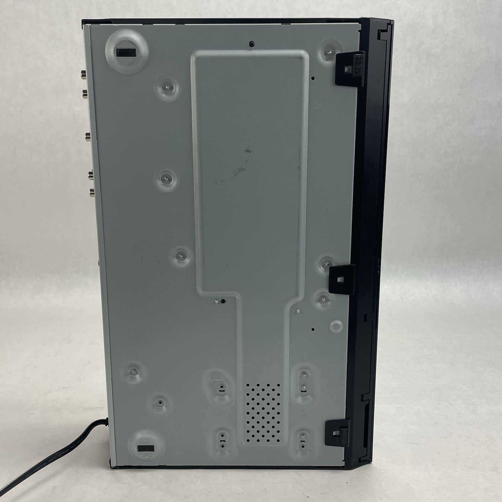 Toshiba DR570KU DVD Recorder HDMI 1080P No Remote For Parts Not Working12