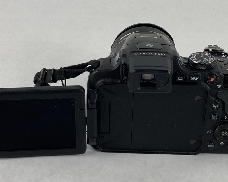 Nikon Coolpix P610 Digital Camera Black w/ Battery - READ