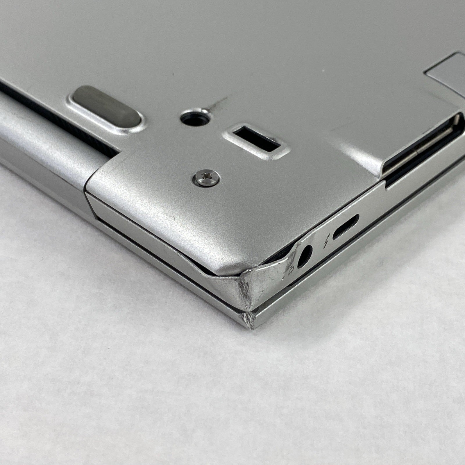 HP EliteBook 850 G6 Intel Core i7-8665U 1.9GHz 16GB RAM 15.6" No HDD No OS