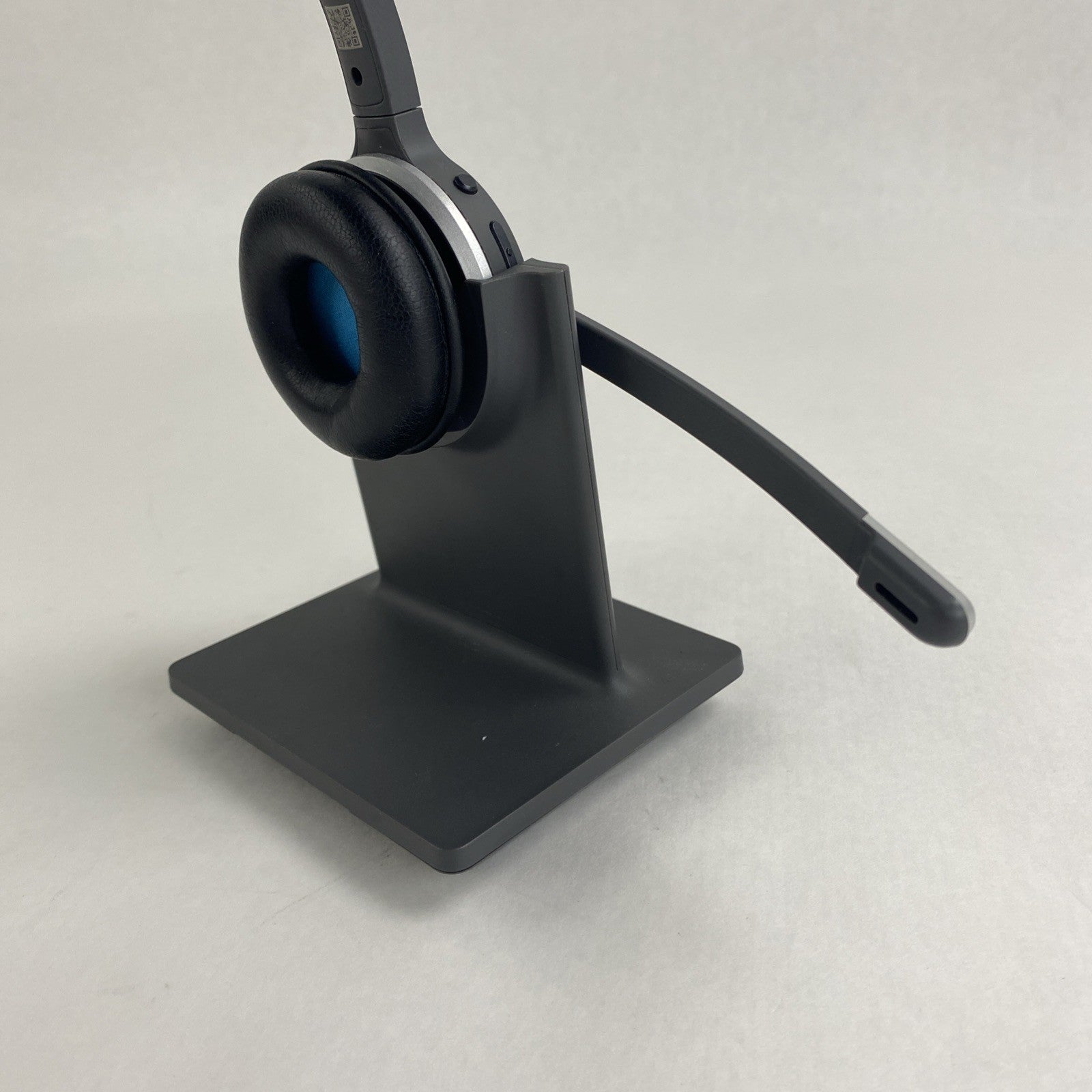Cisco CP-HS-WL-561-S-US Wireless headset No Power Cord Untested4