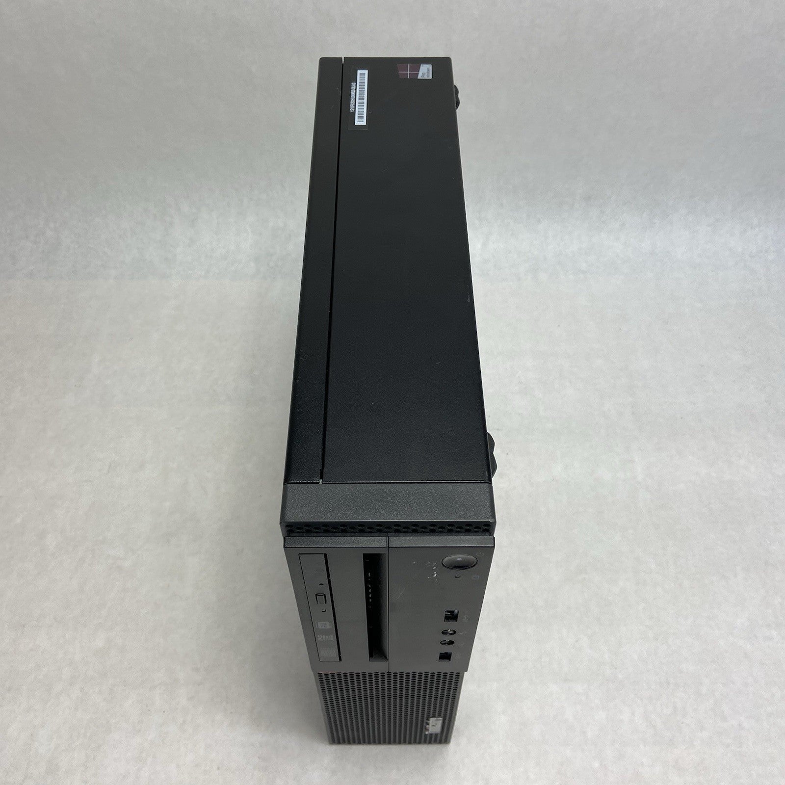 Lenovo ThinkCentre M900 SFF Intel Core i5-6500 3.2GHz 8GB RAM No HDD No OS2