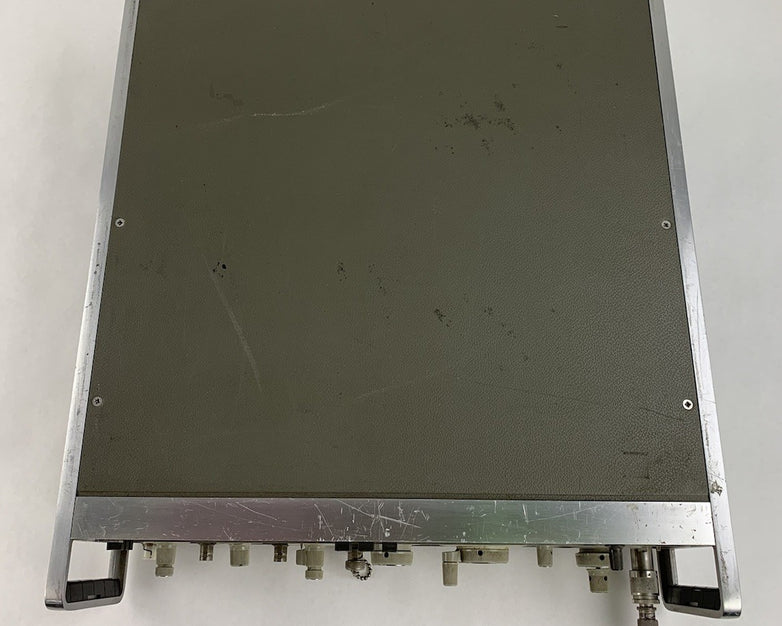 HP Hewlett-Packard 8640B Signal Generator - Power Tested