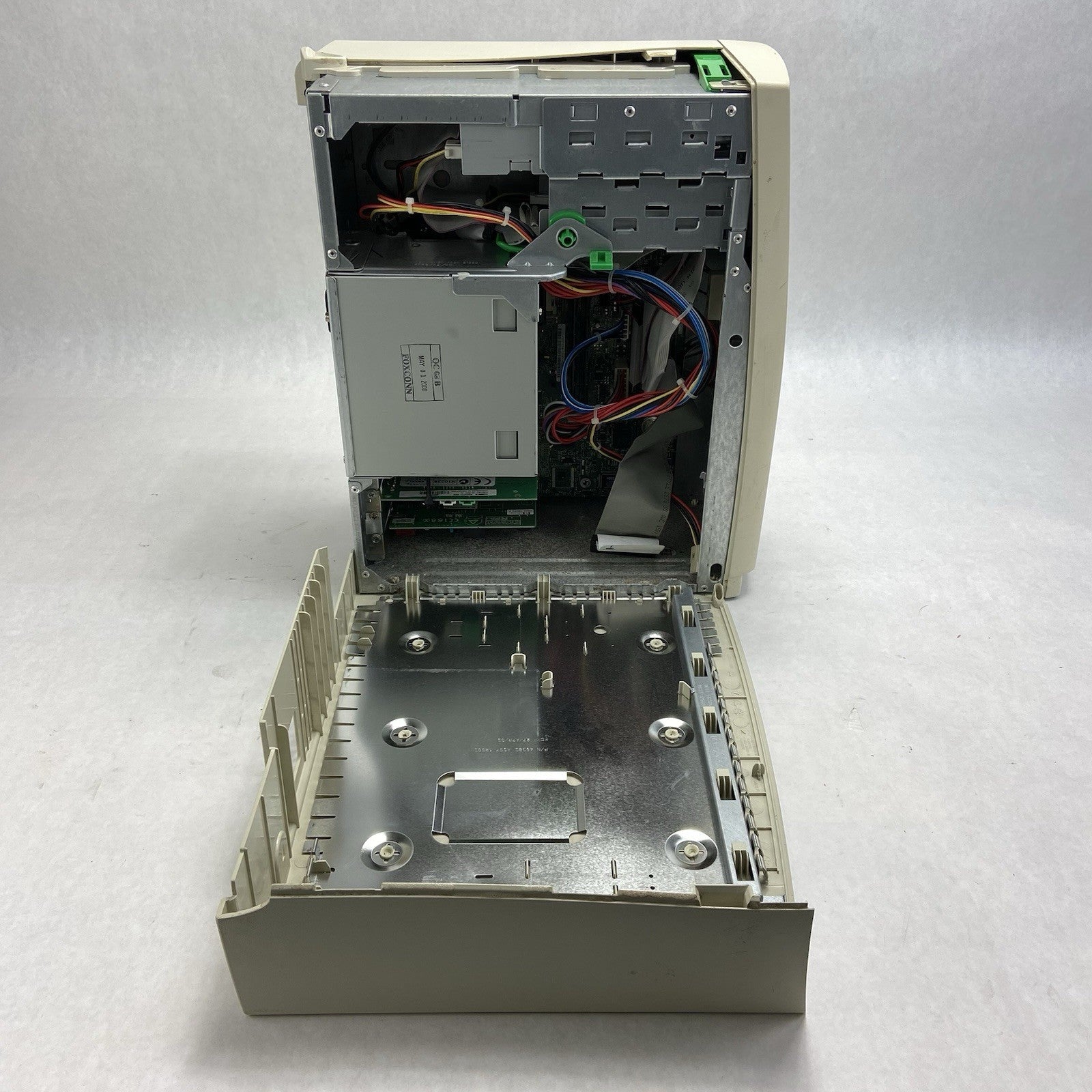 Dell Dimension L500CX MT Intel Celeron w/SSE 999MHz 256MB RAM No HDD No OS8