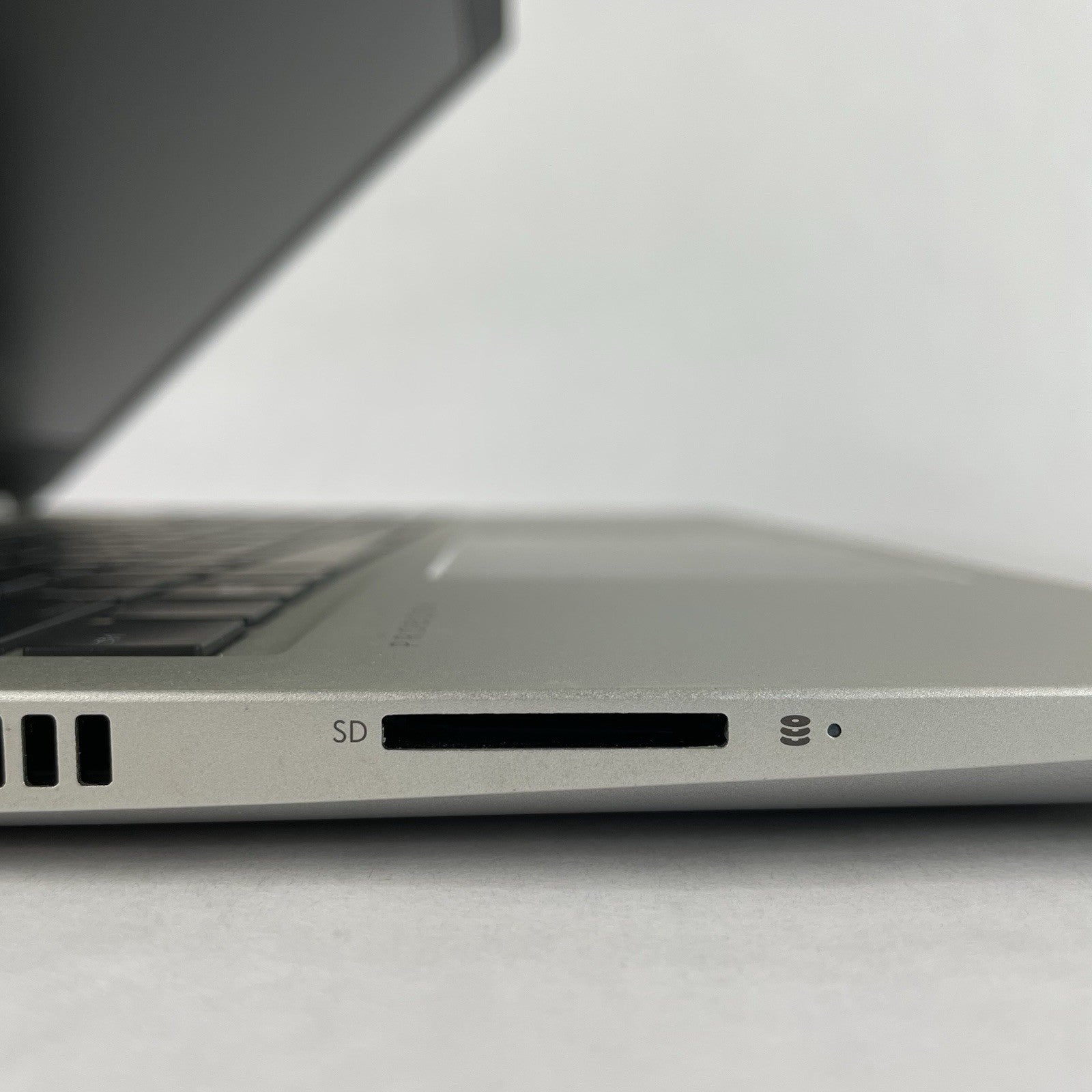 HP ProBook 455 G7 15.6" Ryzen5 4500U 2.375GHz 8GB RAM No SSD/OS/AC-Bad Heat Sink5