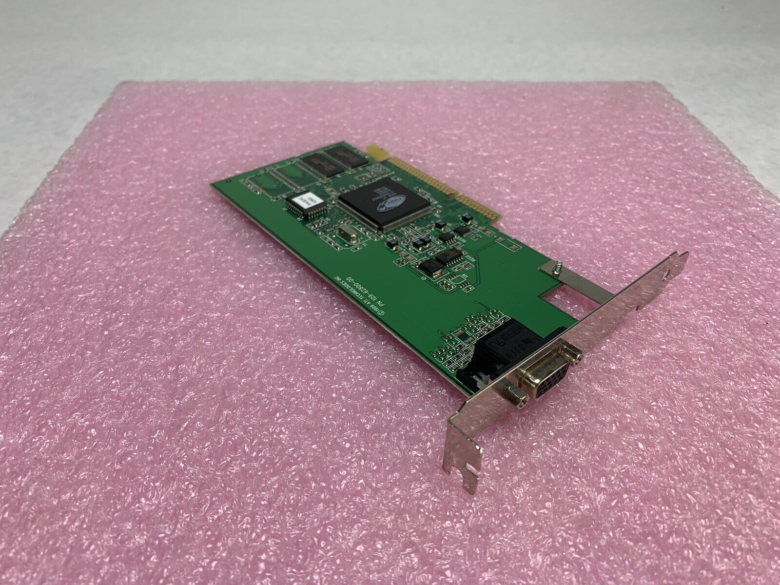 ATI 109-62800-00 Rage XC AGP Video Card