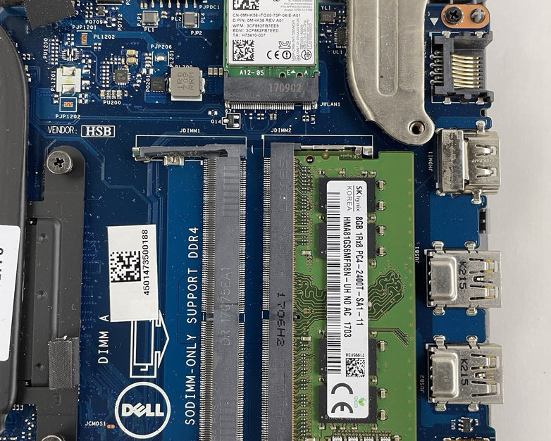 Dell Inspiron 5567 15.6" i5-7200U 2.50 GHz 8 GB RAM No SSD/OS/AC