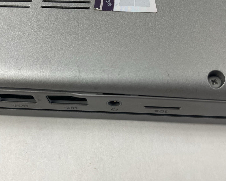 Dell Precision 3551 15.6" i5-10400H 2.6GHz 8GB RAM No SSD/OS/AC/Batt- Bad Bottom