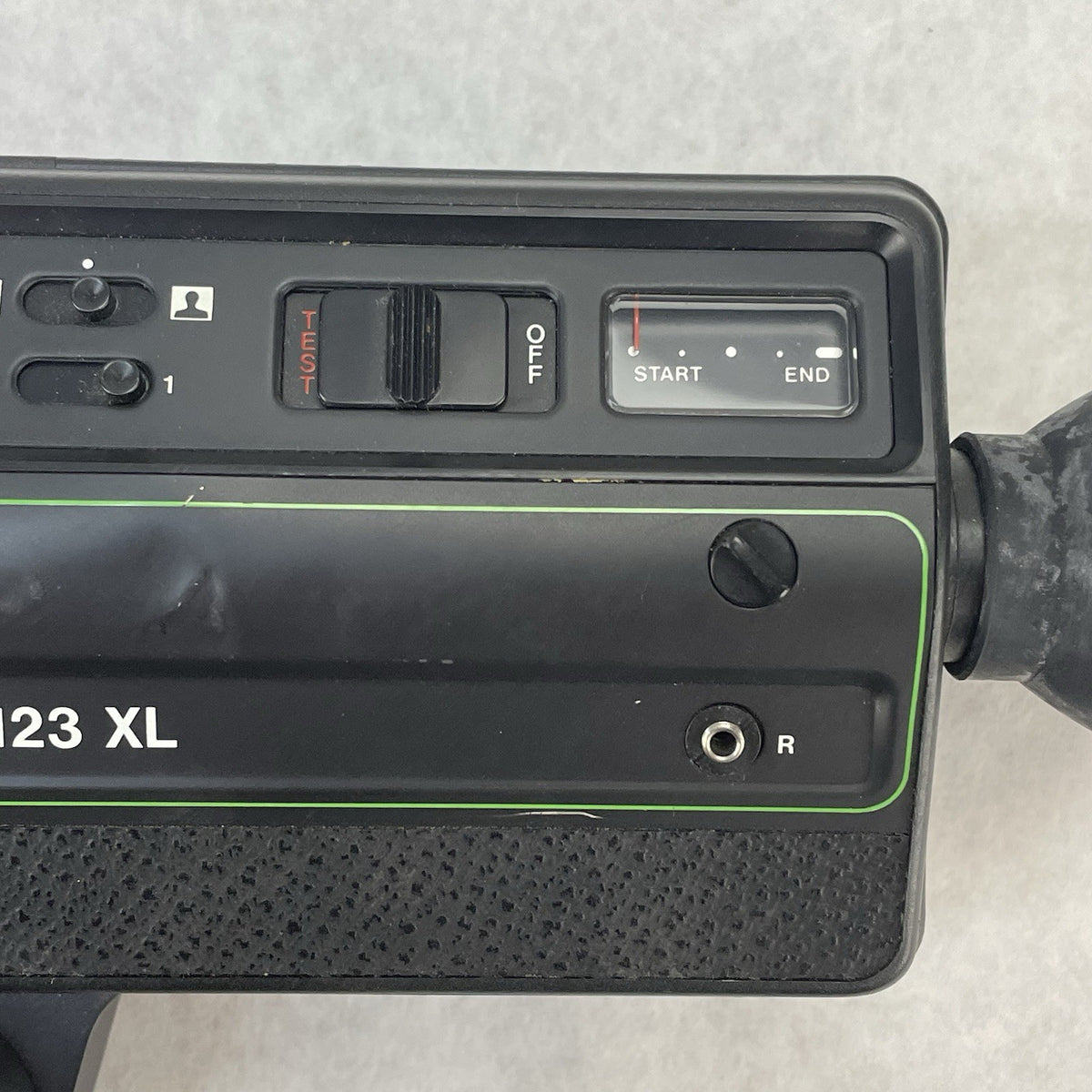 Bell & Howell  2123F Super 8 Hand Cam No Film - For Parts or Repair2