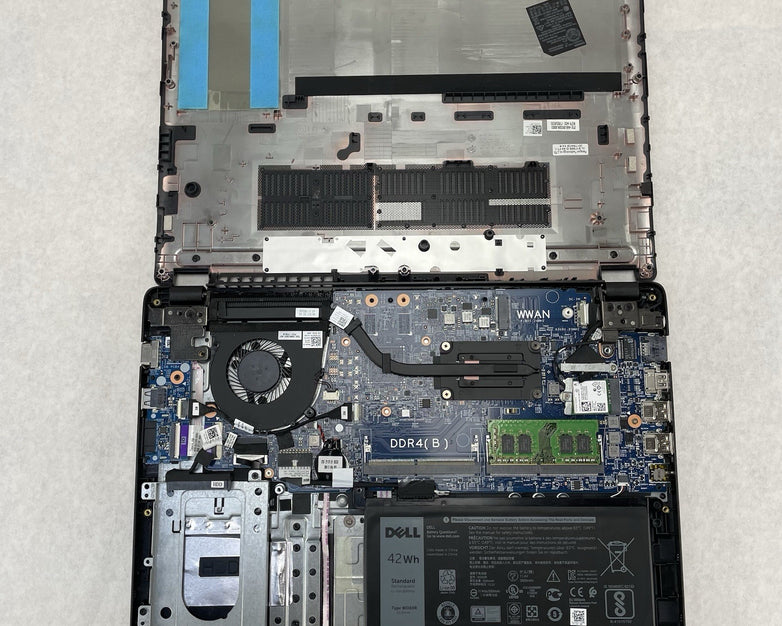 Dell Latitude 3480 14" i5-6200U 2.30 GHz 8 GB RAM No SSD/OS/AC
