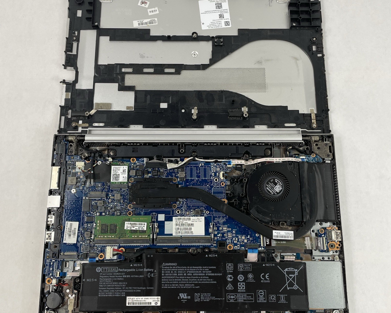 HP EliteBook 850 G6 15.6" i7-8665U 1.90 GHz 8 GB RAM No SSD/OS/AC - Corner