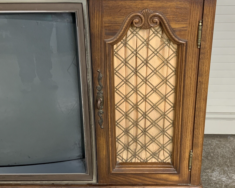 Zenith TV SB2777P 1985 Advanced System 3 Color Television Built in Speakers