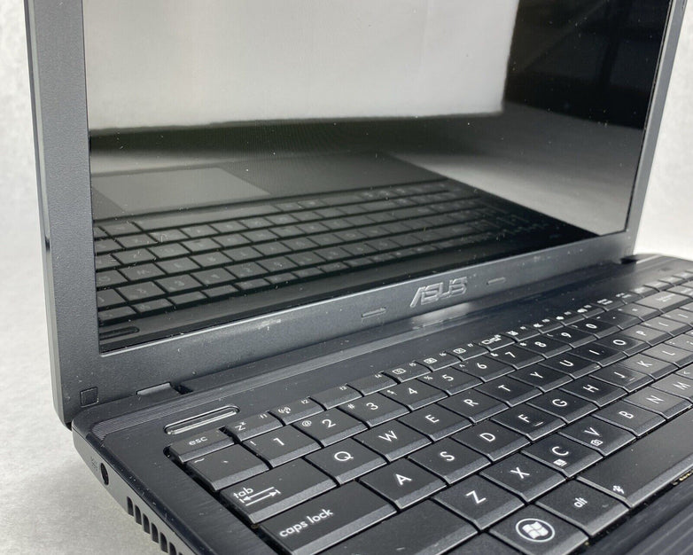 Asus X55C-XH31 15.6" Notebook Intel Core i3-2328M 2.20GHz 4GB RAM No AC HDD OS
