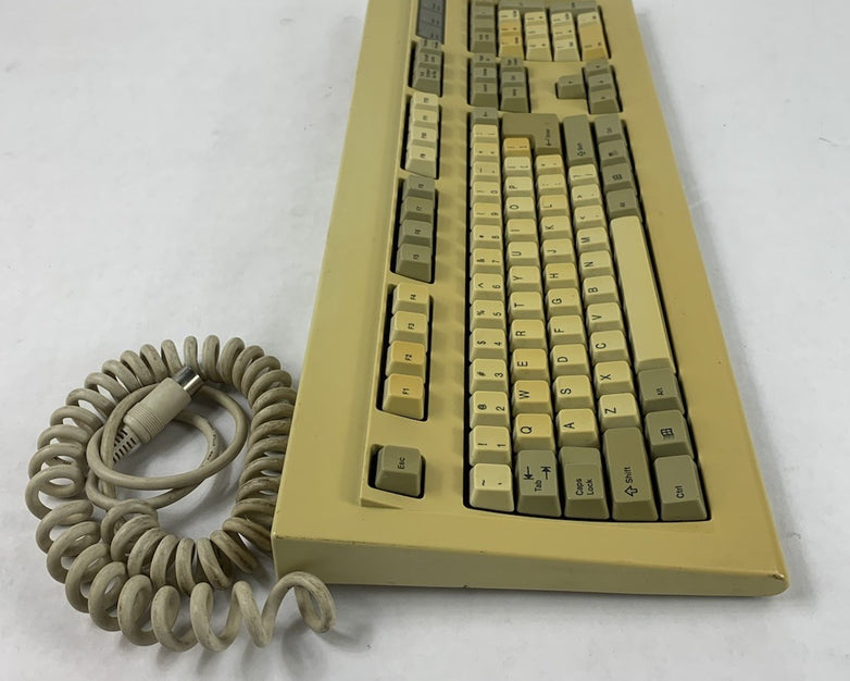 Mitsumi Electric KPQ-EA4YA-15 5 Pin DIN-Wired Mechanical Keyboard - Tested