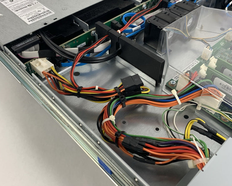 Intel R1304BTLSHBNR S1200BTL Server 1x E3-1225 3.1 GHz 16 GB Ram No OS No HDD