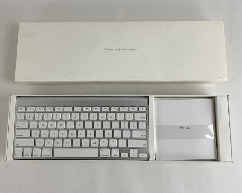 Apple A1314 Wireless Keyboard Power Tested No Mouse No Batteries