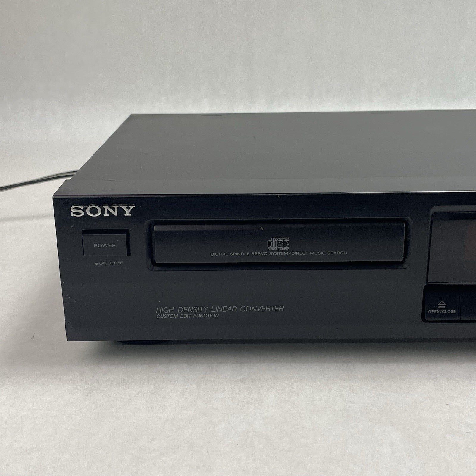 Sony CDP-215 Single Disc CD Player Tested3