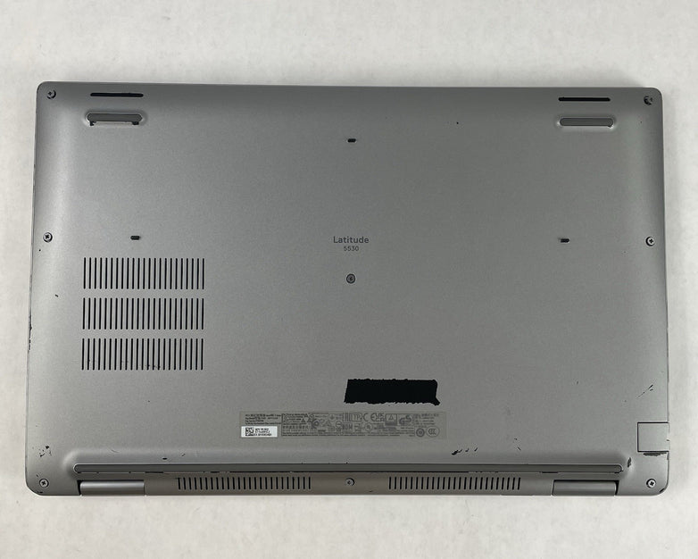Dell Latitude 5530 15.6" i5-1235U 3.96GHz 8GB RAM No SSD/OS/AC - Scratched Paint