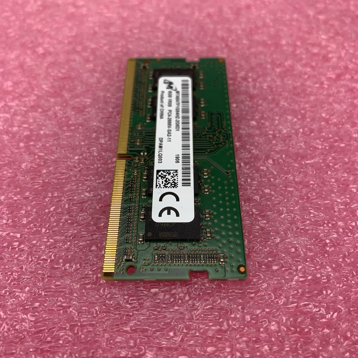 Micron MTA8ATF1G64HZ-2G6D1 PC4-2666V-SA2-11 8GB 1Rx8 Desktop Memory RAM2