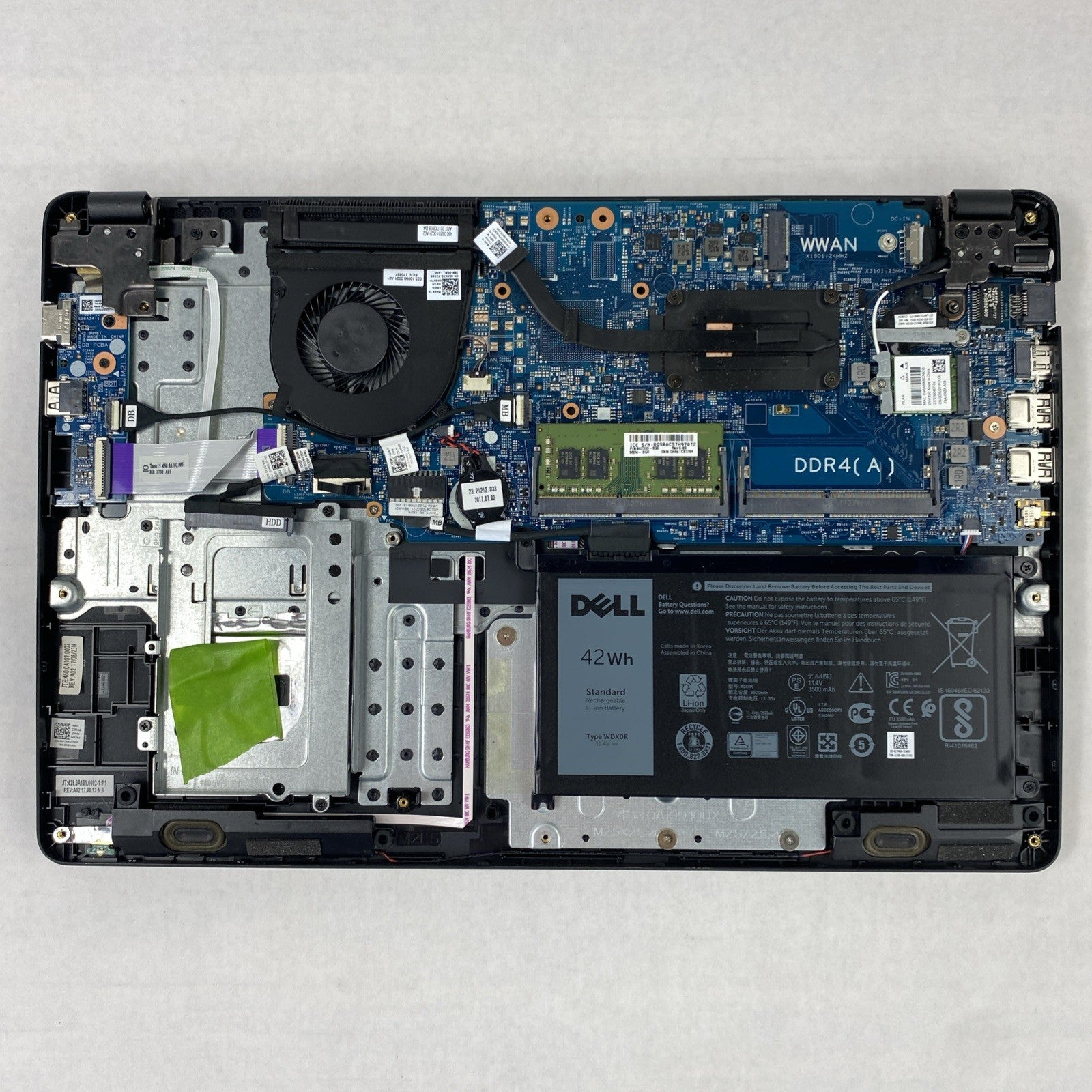 Dell Latitude 3580 Intel Core i3-6006U 2.00 GHz 8 GB RAM 15.6" No HDD No OS