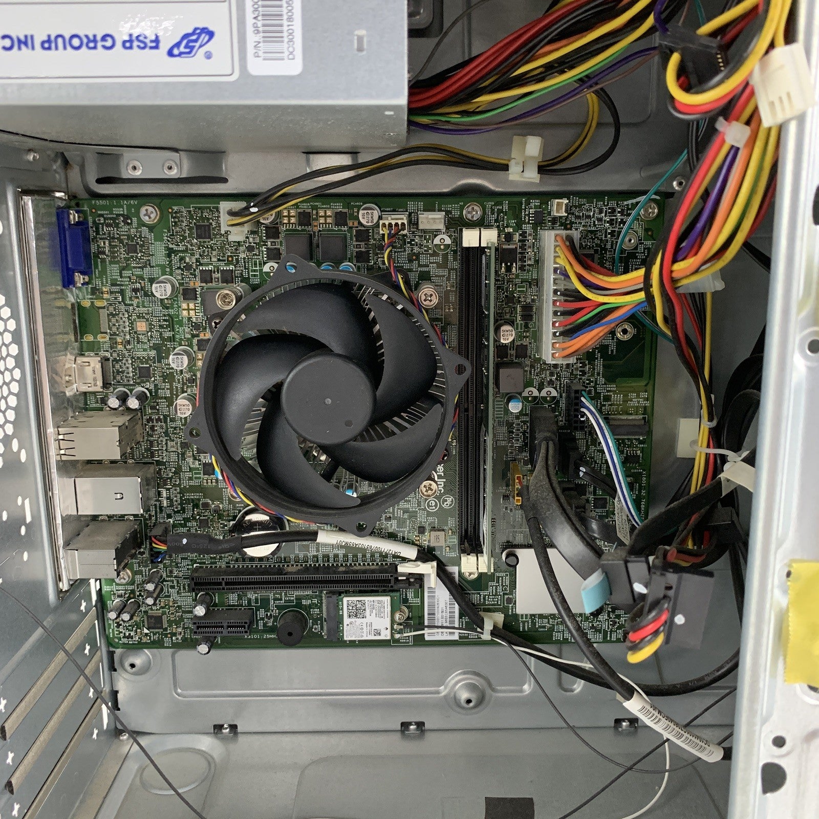 Acer Aspire TC-780 MT Desktop Intel Core i5-7400 8 GB Ram No OS No HDD