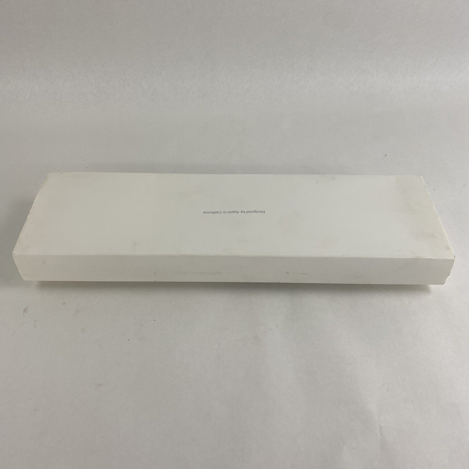Apple A1314 Wireless Keyboard Power Tested No Mouse No Batteries1