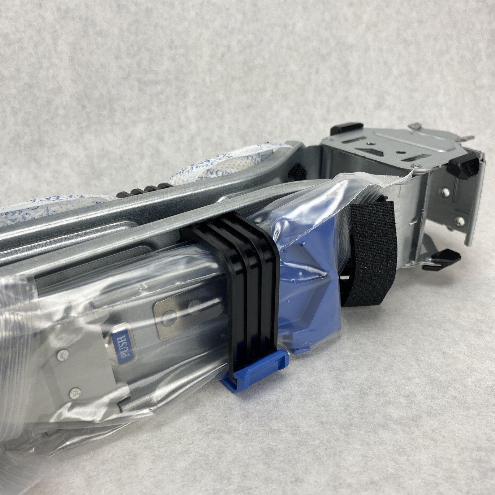 HP 729871-001 2U Cable Management Arm - Lot of 28