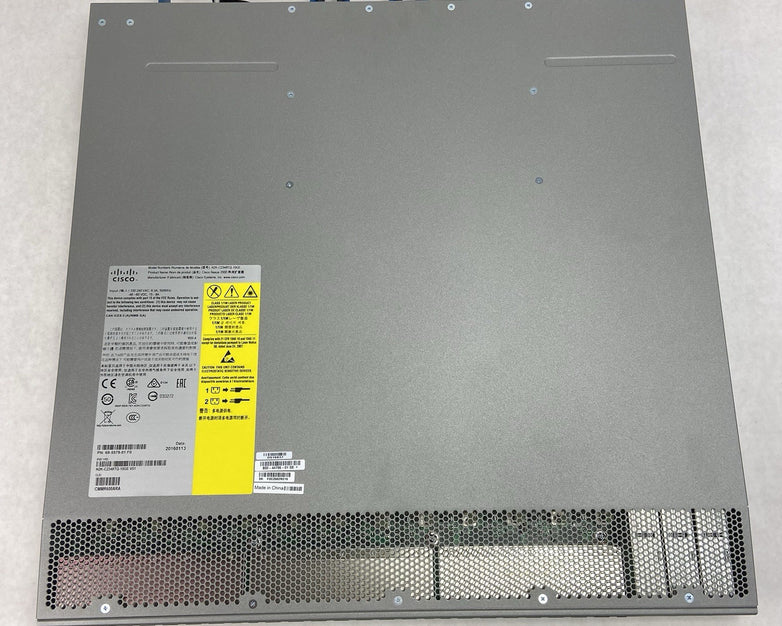 Cisco Nexus N2K-C2348TQ-10G-E 48-Port Fabric Extender Open Box W/ 4 Transceivers