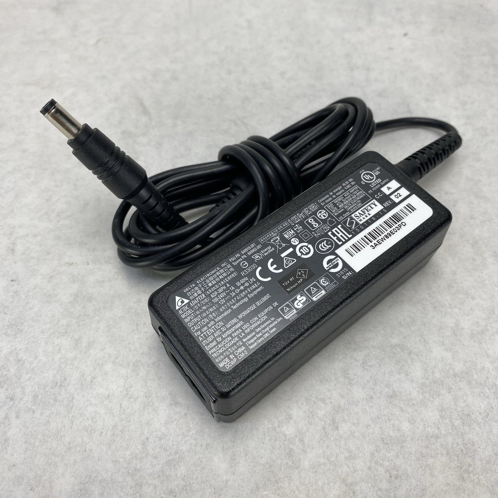 Delta Electronics ADP-36PH A ADP-36JH A 12V 3A 36W AC Adapters (Lot of 10)