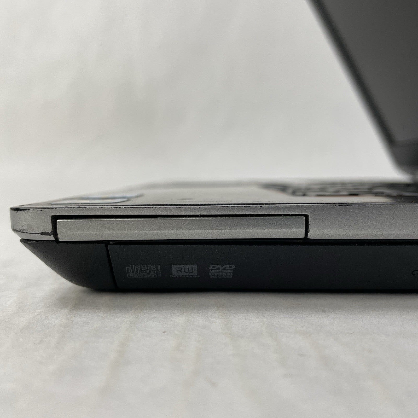 Dell Latitude E6420 14" i5-2520M 2.50 GHz 4 GB RAM No SSD/OS/AC/Battery11