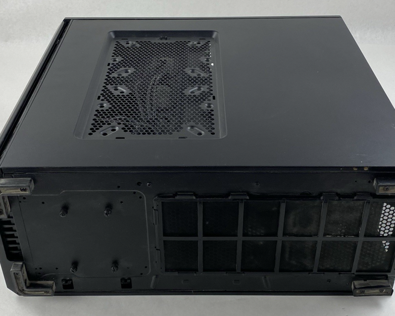Corsair Obsidian Series 550D Mid-Tower Gaming Computer Case Damaged Front Panel