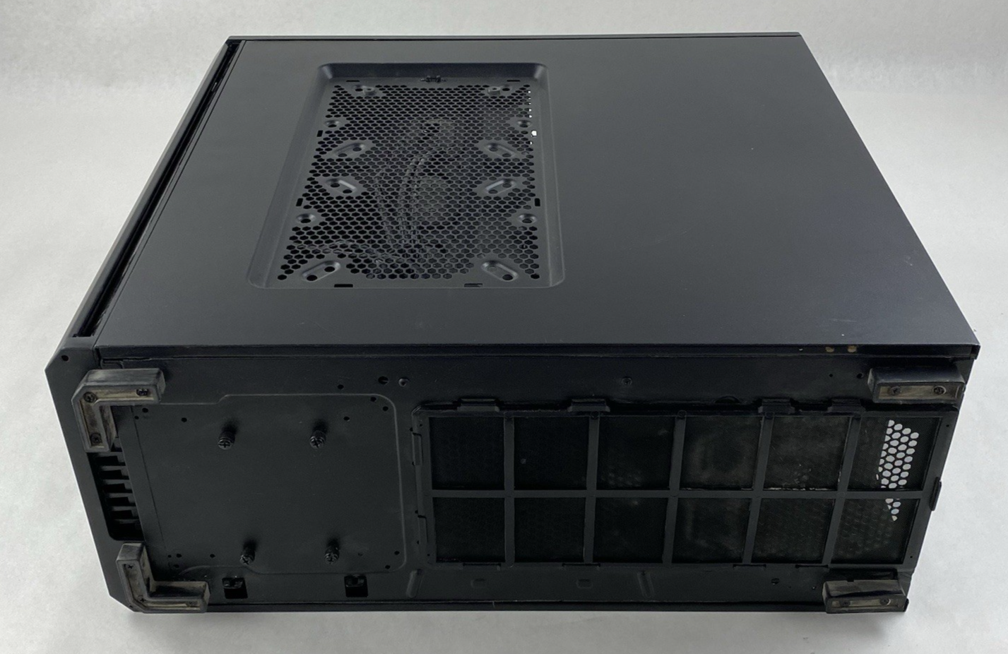Corsair Obsidian Series 550D Mid-Tower Gaming Computer Case Damaged Front Panel