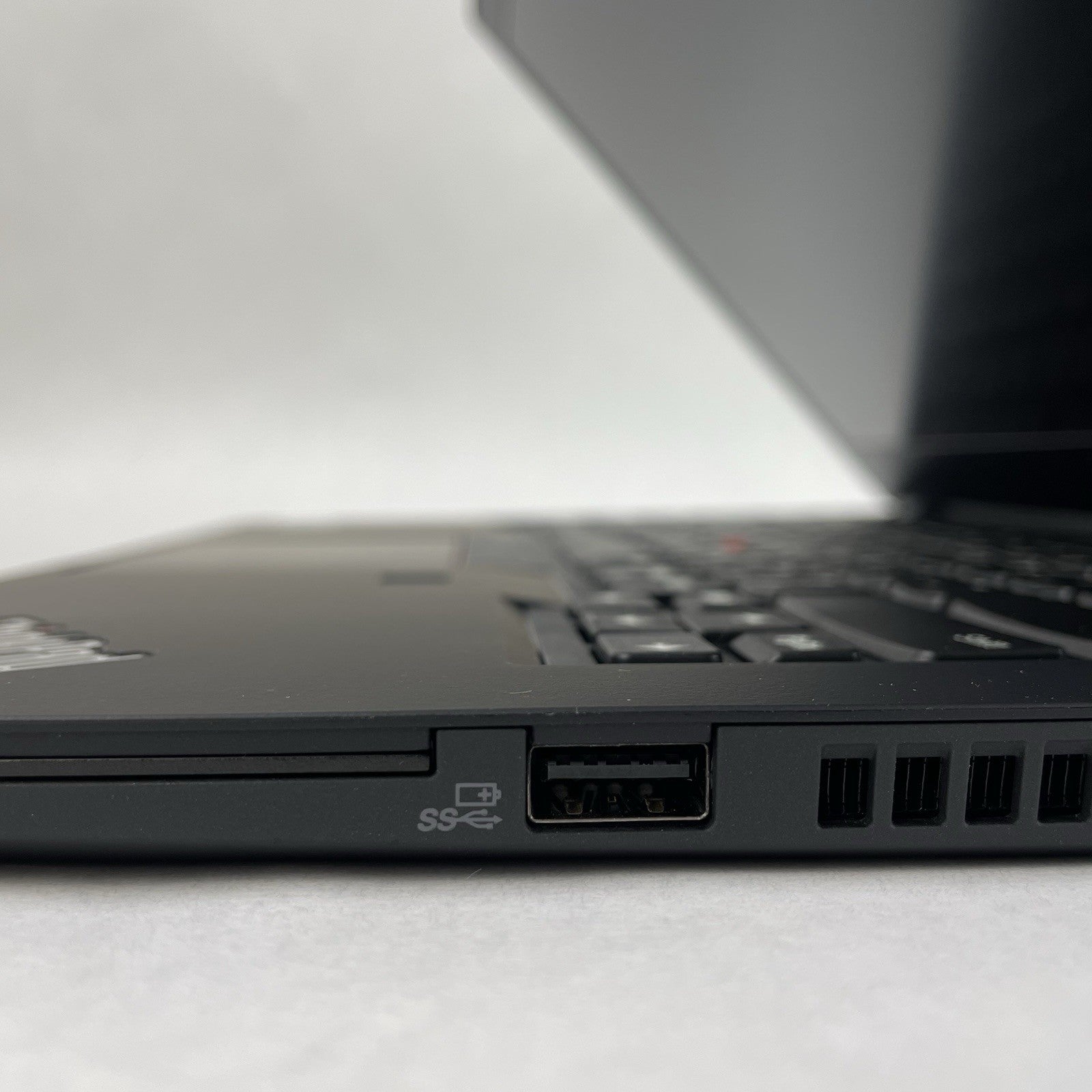 Lenovo ThinkPad T14 Gen1 14" i5-10210U 1.60 GHz 16 GB RAM No SSD/OS/AC/Batt8
