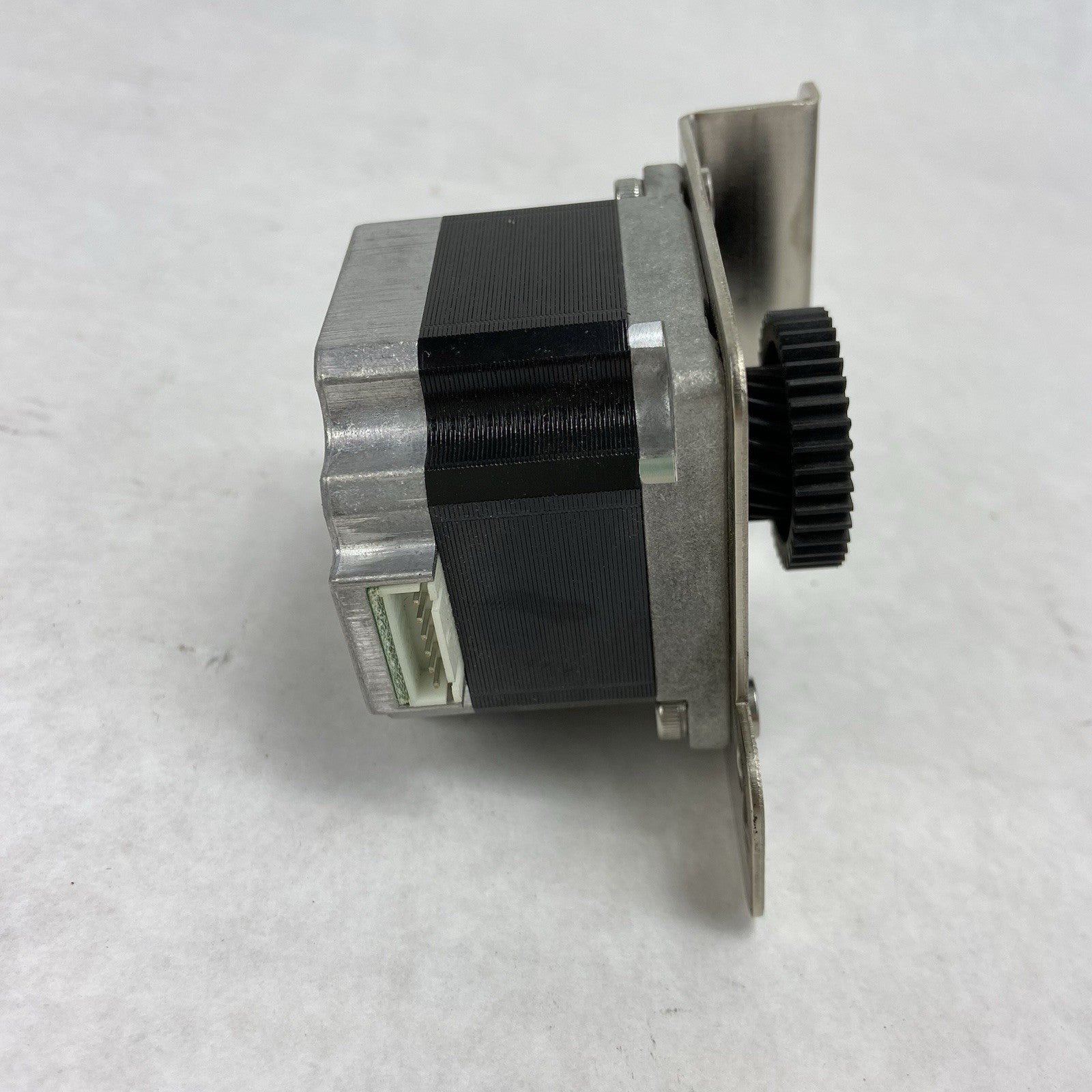 Zebra ZT230 Printer Stepper Drive Motor and Gear P/N P1043859 ZT 200 Series