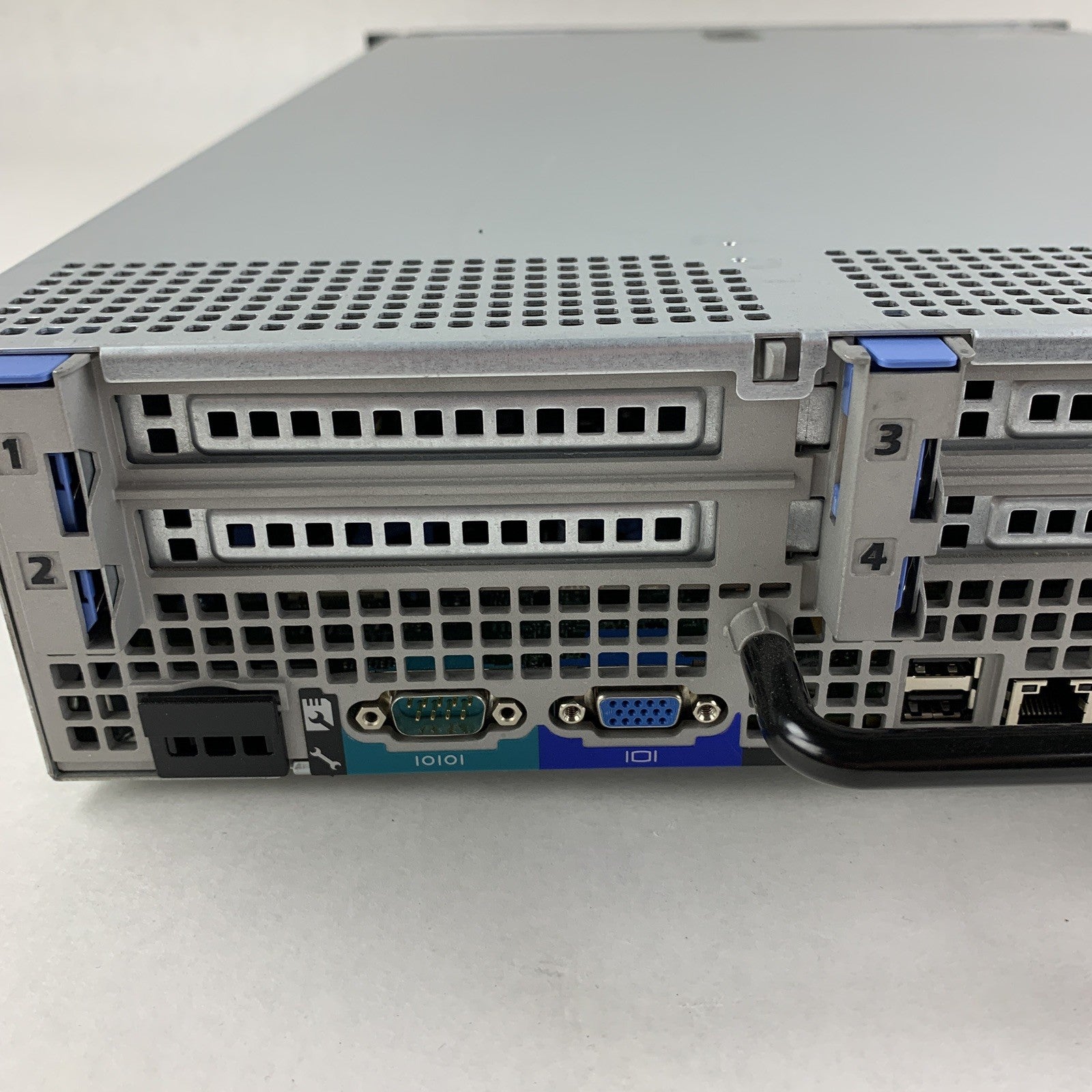 Dell PowerEdge R710 x1 Intel Xeon E5504 2.00 GHz 24 GB RAM No HDD No OS No CD