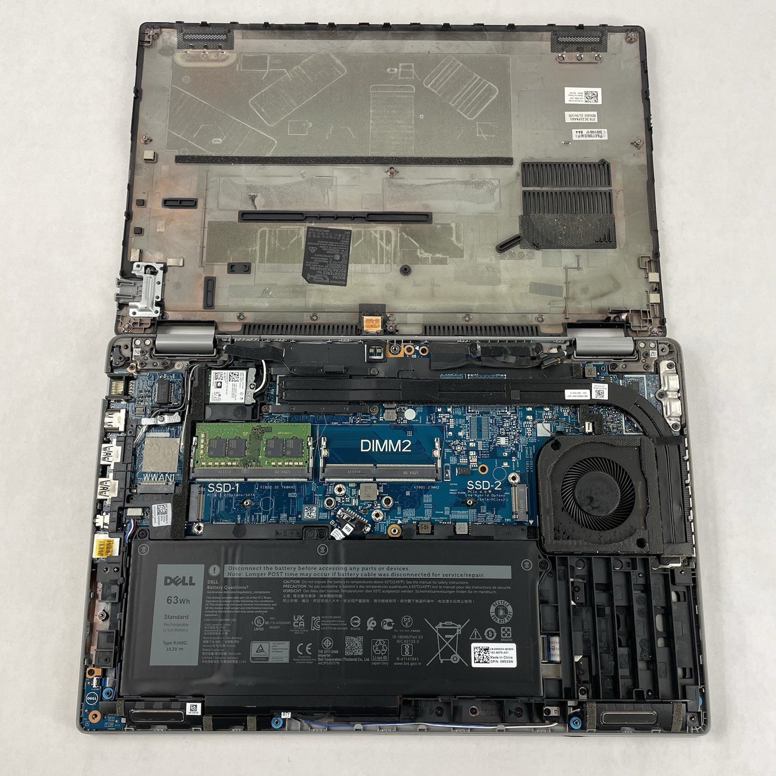 Dell Latitude 5520 15.6" i5-1135G7 2.40 GHz 8 GB RAM No SSD/OS/AC - Bezel READ16