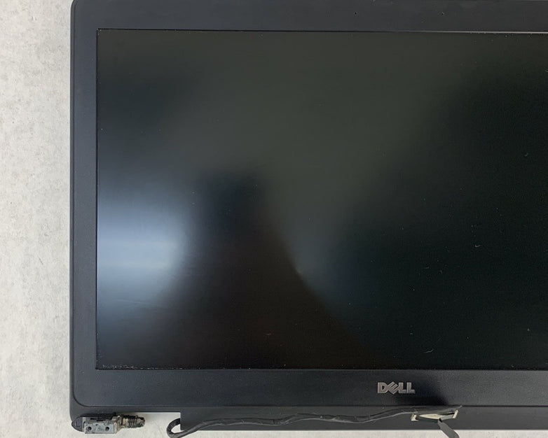 Dell Latitude E5570 15.6" HD 1366x768 Non-Touch Screen Assembly - Untested