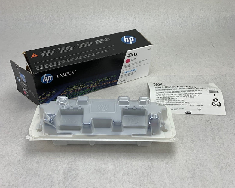 HP LaserJet CF413X 410x Magenta Print Cartridge Exp. 2018 - Open Box