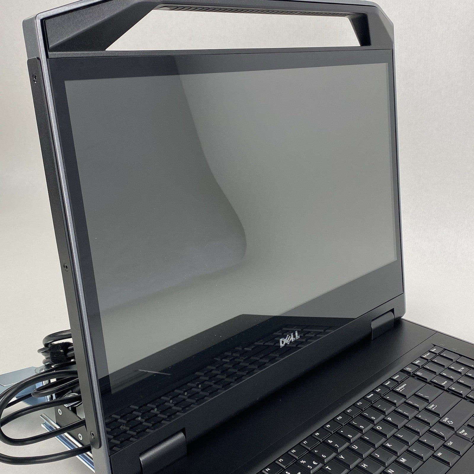 Dell FPM185 18.5" Server Console LED monitor w/ 520-884-535 Tested8