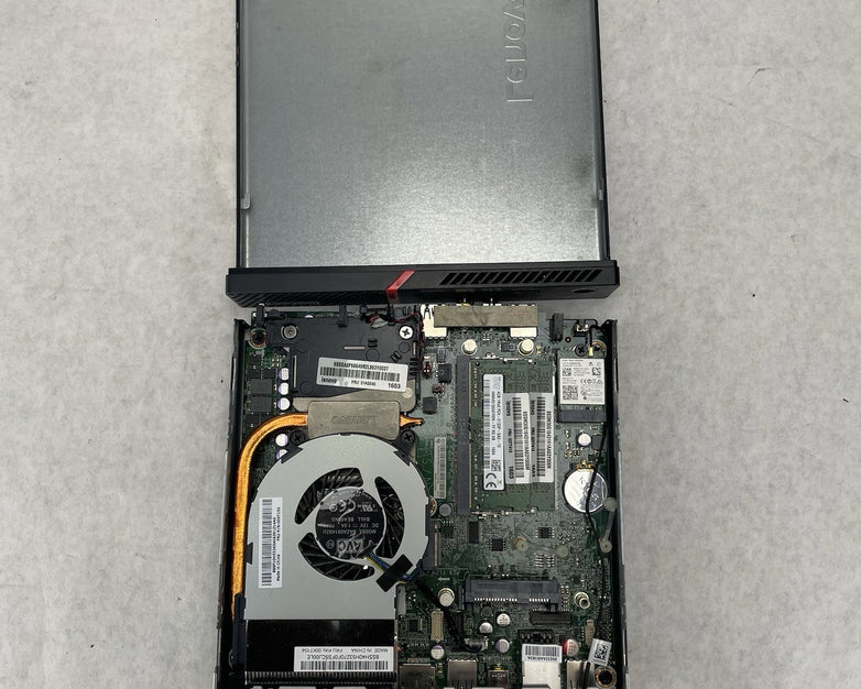 Lenovo ThinkCentre M900 i5-6500T 2.50 GHz 8 GB Ram No HDD No OS