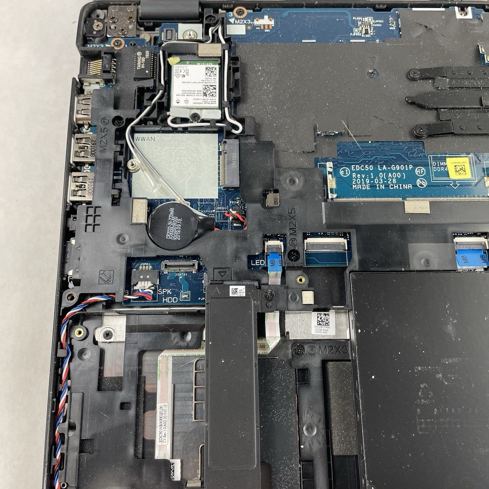Dell Latitude 5500 15.6" i5-8265U 1.60 GHz 8 GB RAM No SSD/OS/AC18