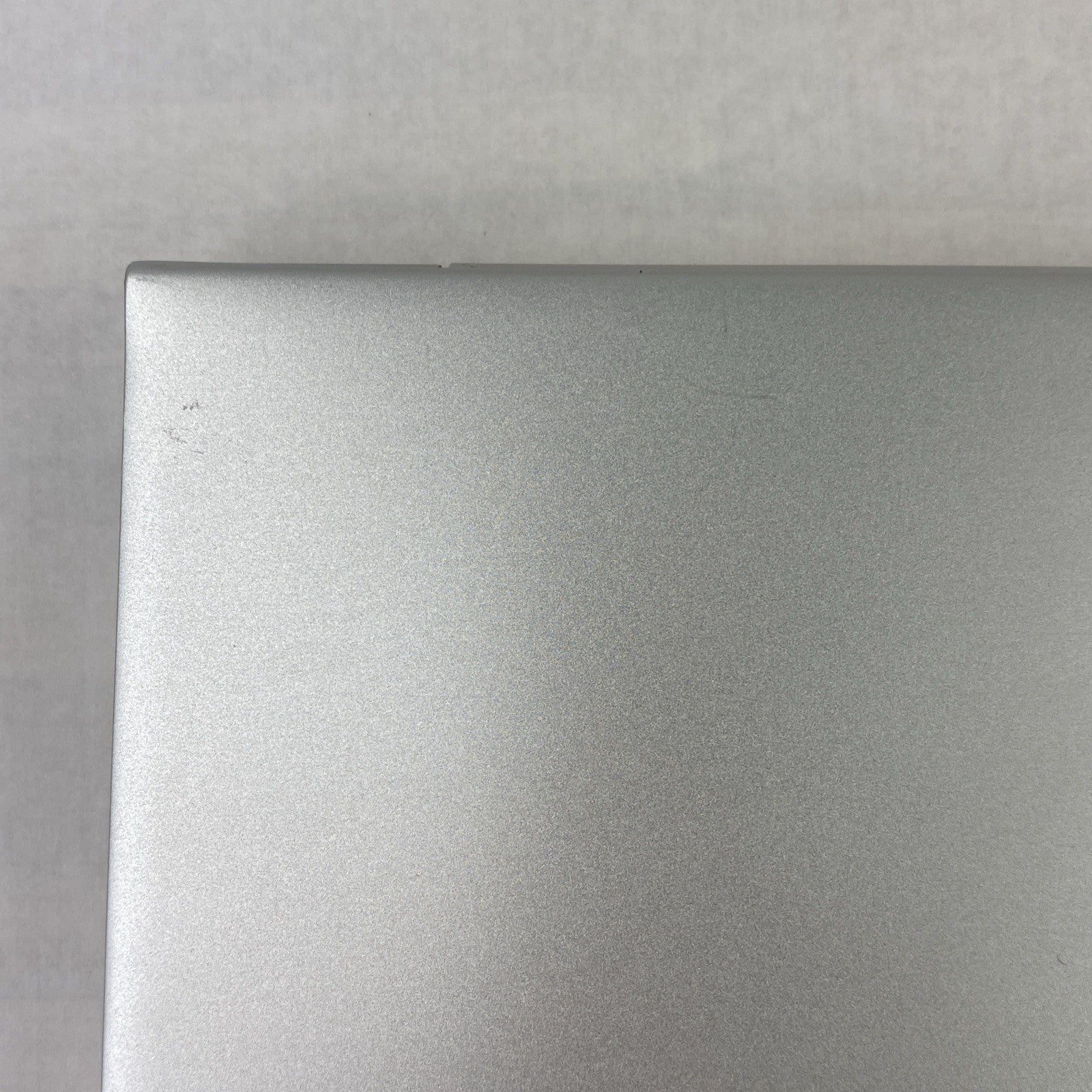 HP ProBook 440 G6 Intel Core i7-8565U 1.8 GHz 8GB RAM 14" No HDD No OS