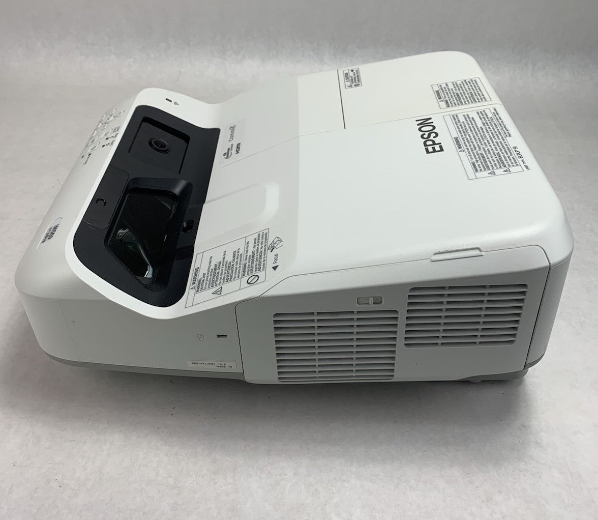 Epson PowerLite 695Wi H740A LCD Lamp Projector 4896 Lamp Hours - No Remote4