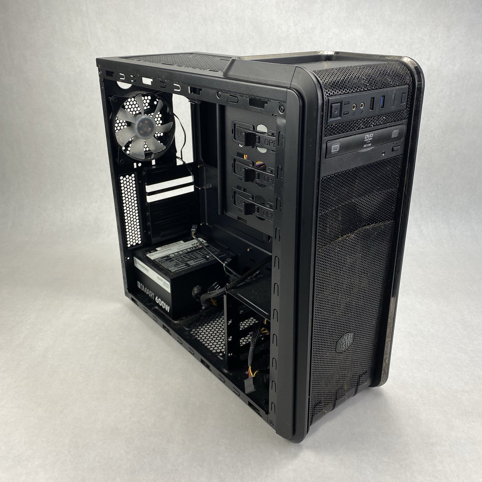 Cooler Master CM 590 III Mid-ATX Computer Case with 600W Power Supply