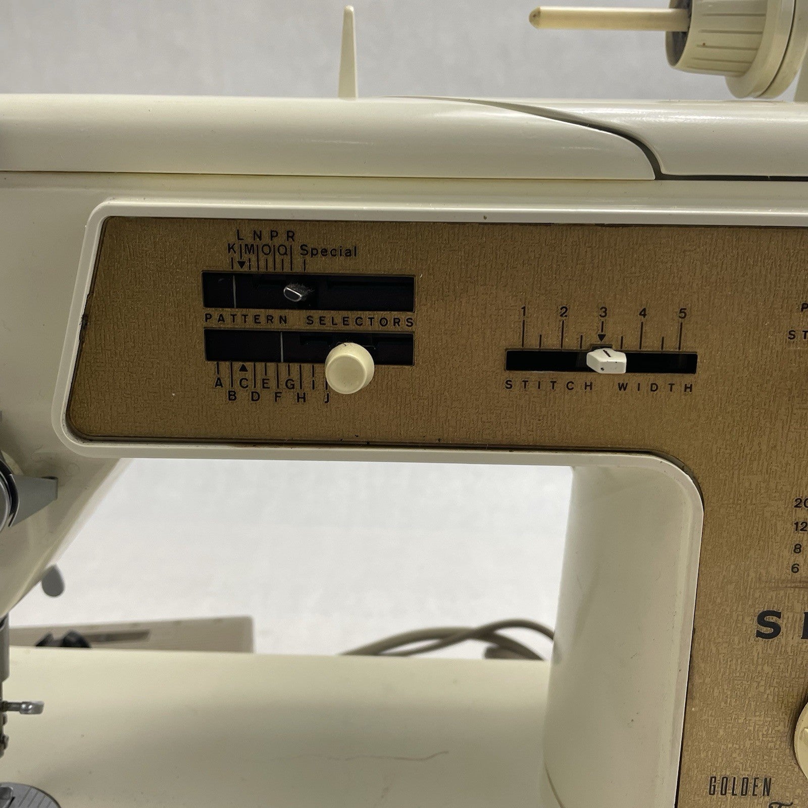 Singer Golden Touch & Sew 630 Sewing Machine Parts Or Repair3