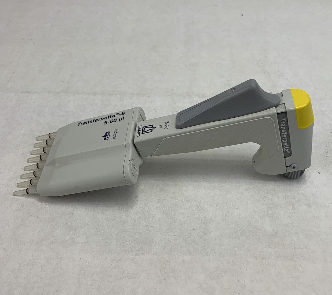BrandTech Transferpette -8 5-50 µL 8 Channel Adjustable Pipette