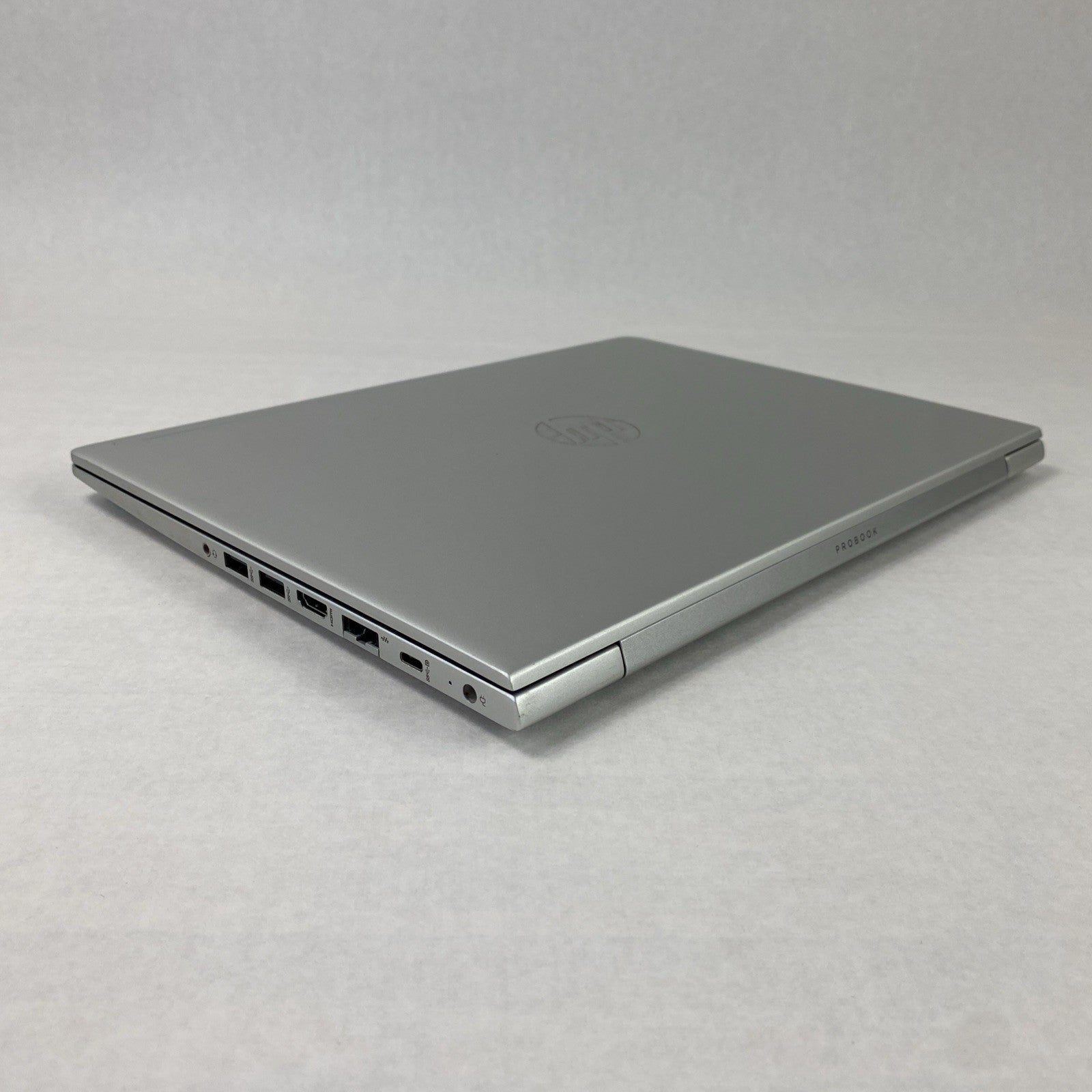 HP ProBook 440 G6 Intel Core i7-8565U 1.80 GHz 8 GB RAM 14.0" No HDD No OS