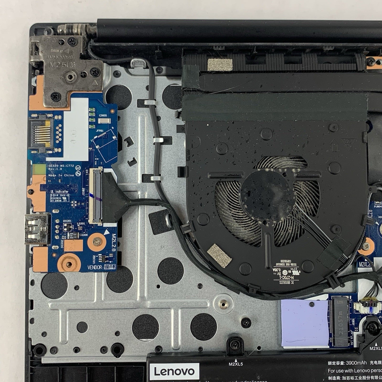 Lenovo ThinkPad E15 Gen 2 15.6" Ryzen 7 4700U 2.0 GHz 8 GB Ram No OS/HDD/AC8