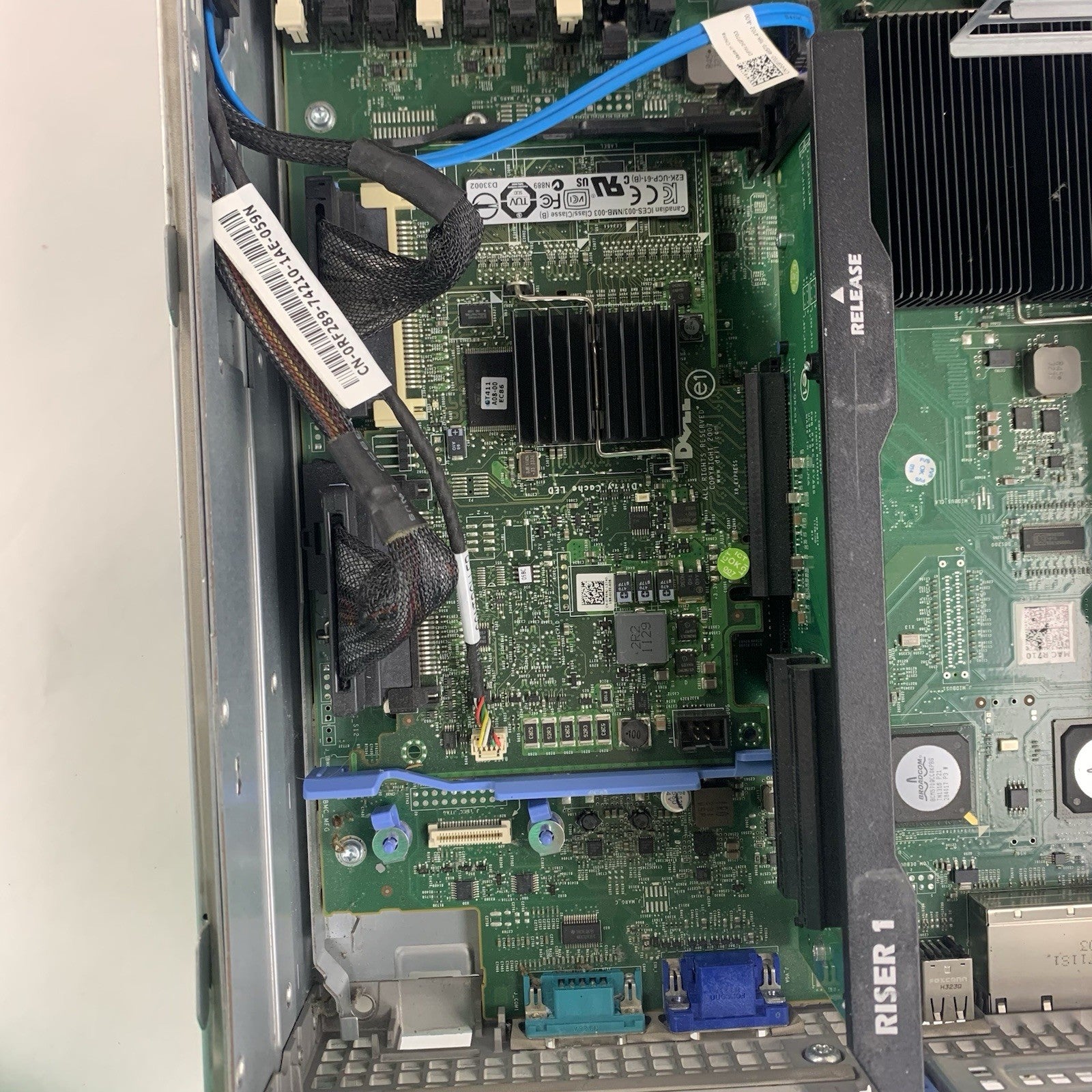 Dell Poweredge R710 Server 2x E5620 2.4 GHz 48 GB Ram Bad ODD No HDD No OS13